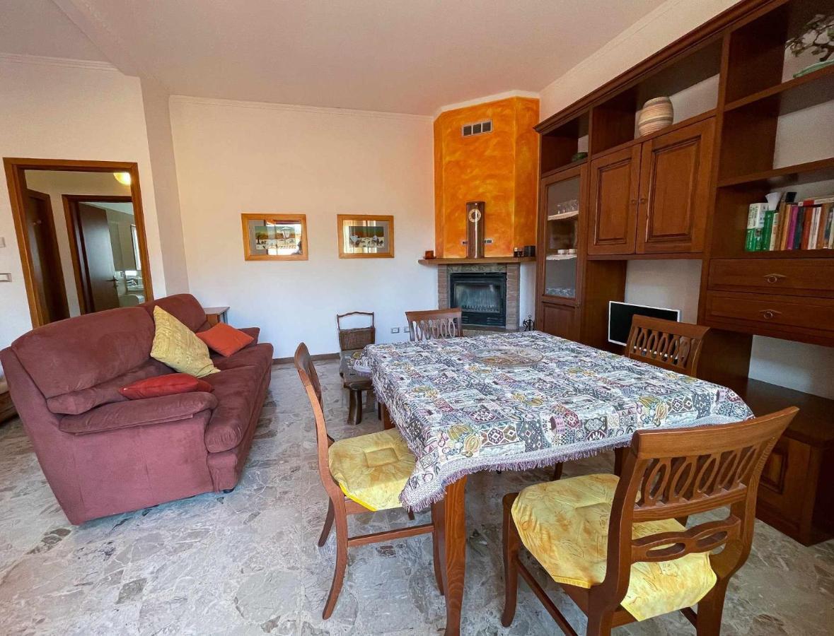 Terrazza San Martino Apartment เบลลาโจ ภายนอก รูปภาพ