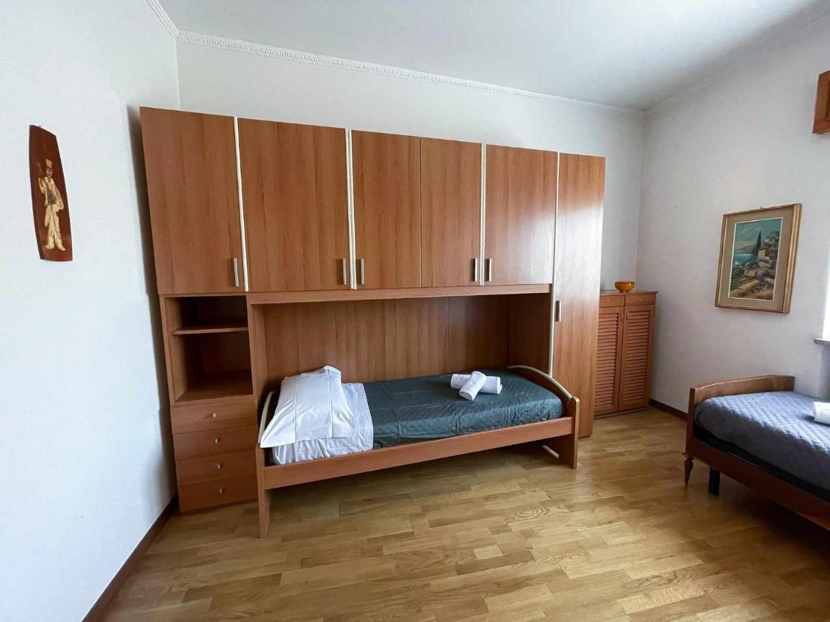 Terrazza San Martino Apartment เบลลาโจ ภายนอก รูปภาพ